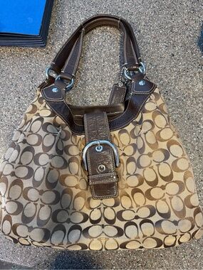 Vintage Brown and Tan Signature Shoulder Bag